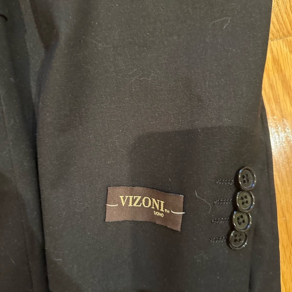 Men’s suit - Picture 5 of 6